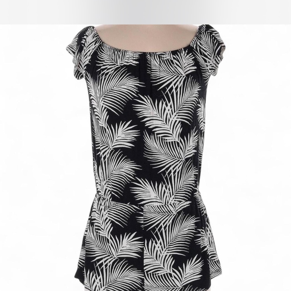 Forever 21 Monochrome Leaf Pattern Romper